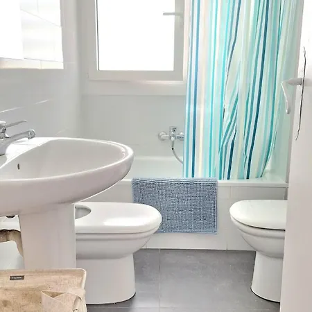 Apartman Cozy Next To The