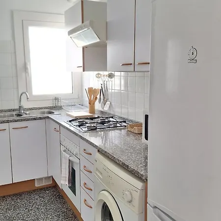 Apartman Cozy Next To The