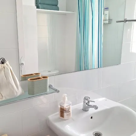 Apartman Cozy Next To The