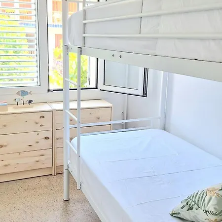 Cozy Next To The Apartman Sitges